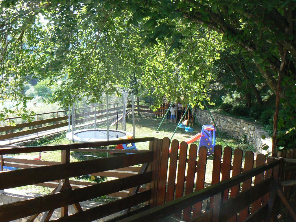Beden Fisherman'S Hut Family Hotel מראה חיצוני תמונה