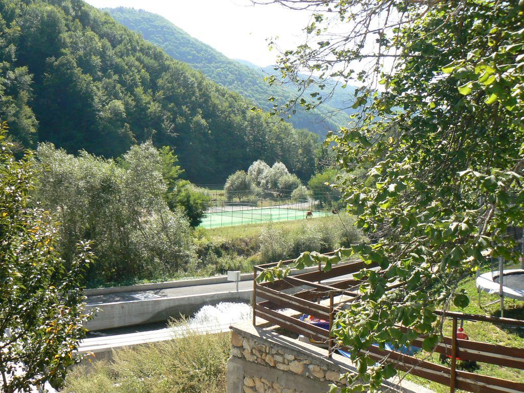 Beden Fisherman'S Hut Family Hotel מראה חיצוני תמונה
