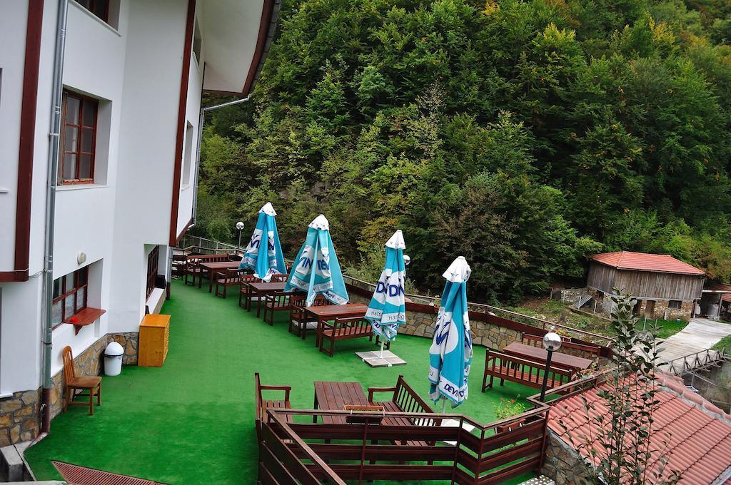 Beden Fisherman'S Hut Family Hotel מראה חיצוני תמונה