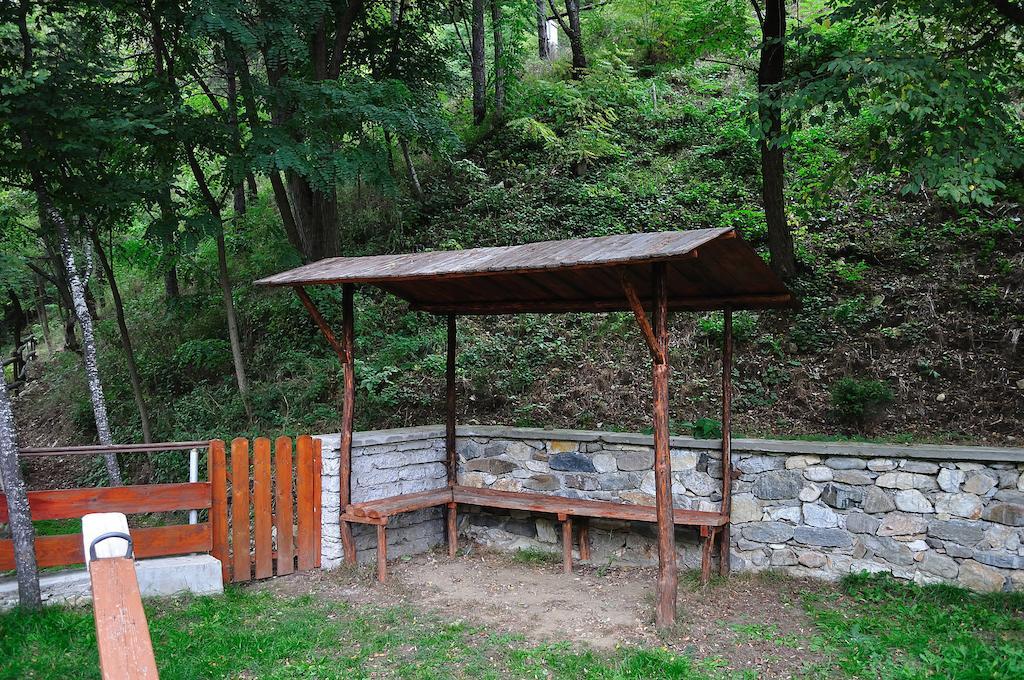Beden Fisherman'S Hut Family Hotel מראה חיצוני תמונה