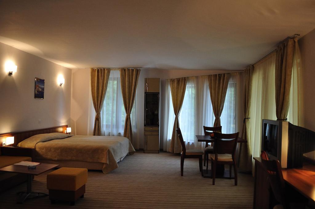 Beden Fisherman'S Hut Family Hotel חדר תמונה
