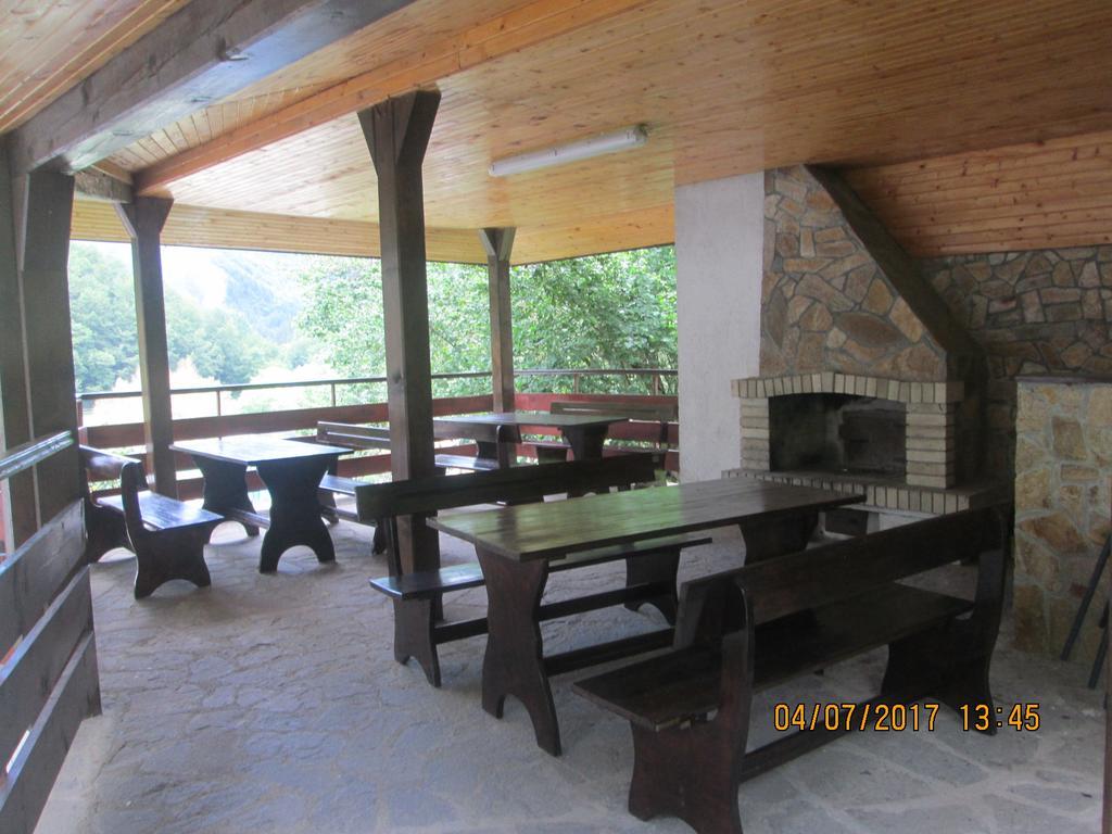 Beden Fisherman'S Hut Family Hotel מראה חיצוני תמונה